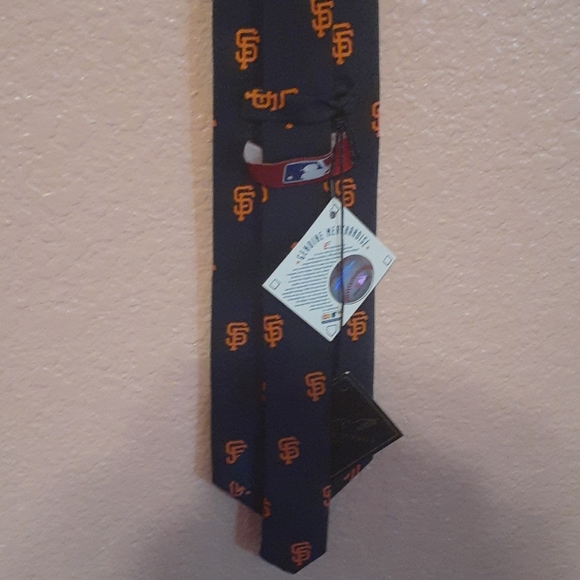 NWT SFO Giants Tie - Picture 8 of 11